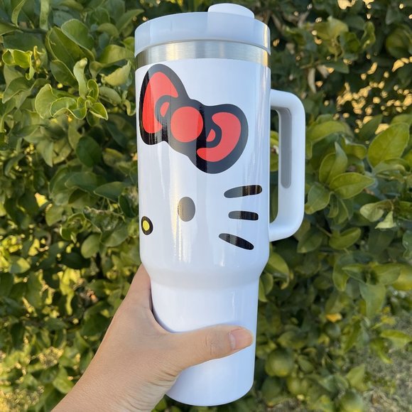 Hand Crafted Thanksgiving Christmas gifts Personalized Hello Kitty 40oz Tumbler - Picture 3 of 9